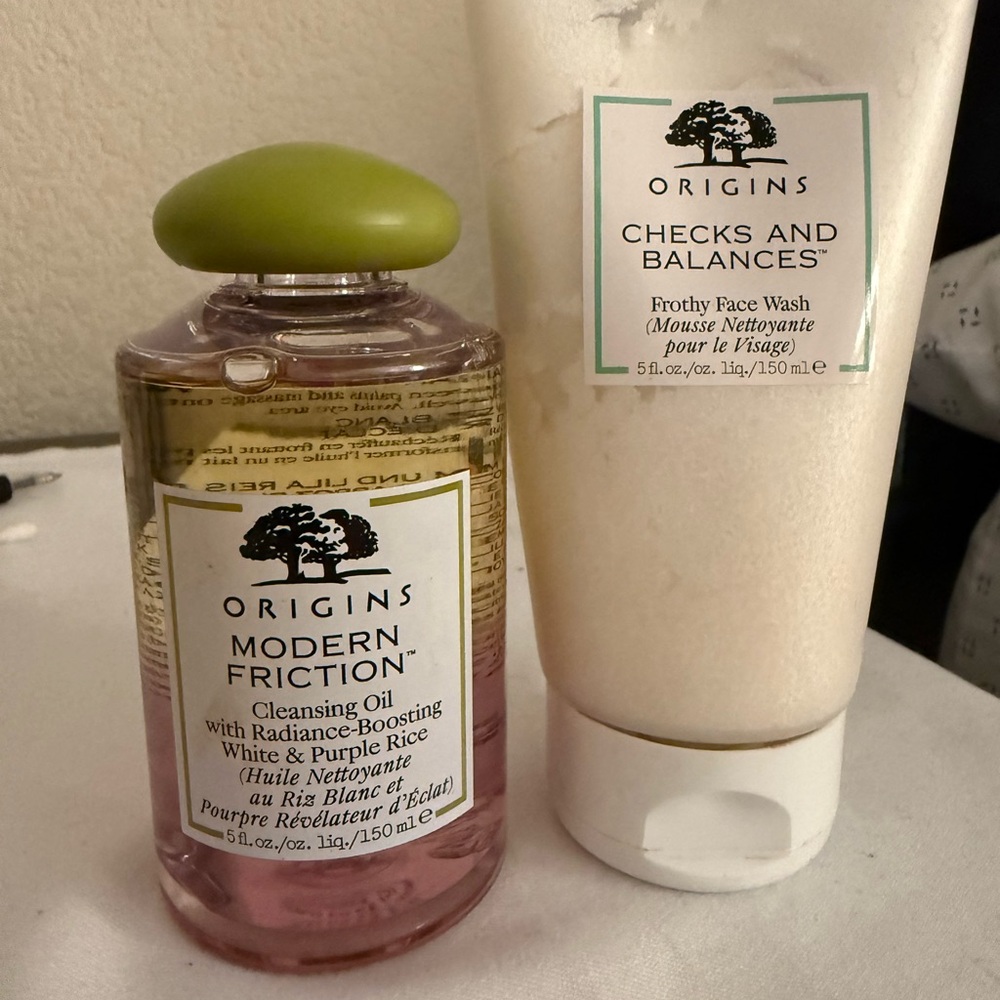 Origins Modern Friction Cleansing Oil with Green Cap